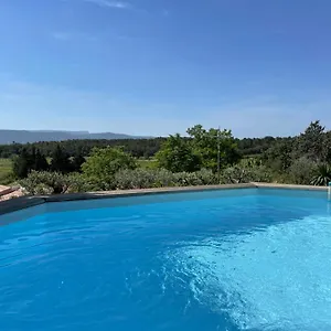 Sainte Victoire Le Cabanon Puyloubier